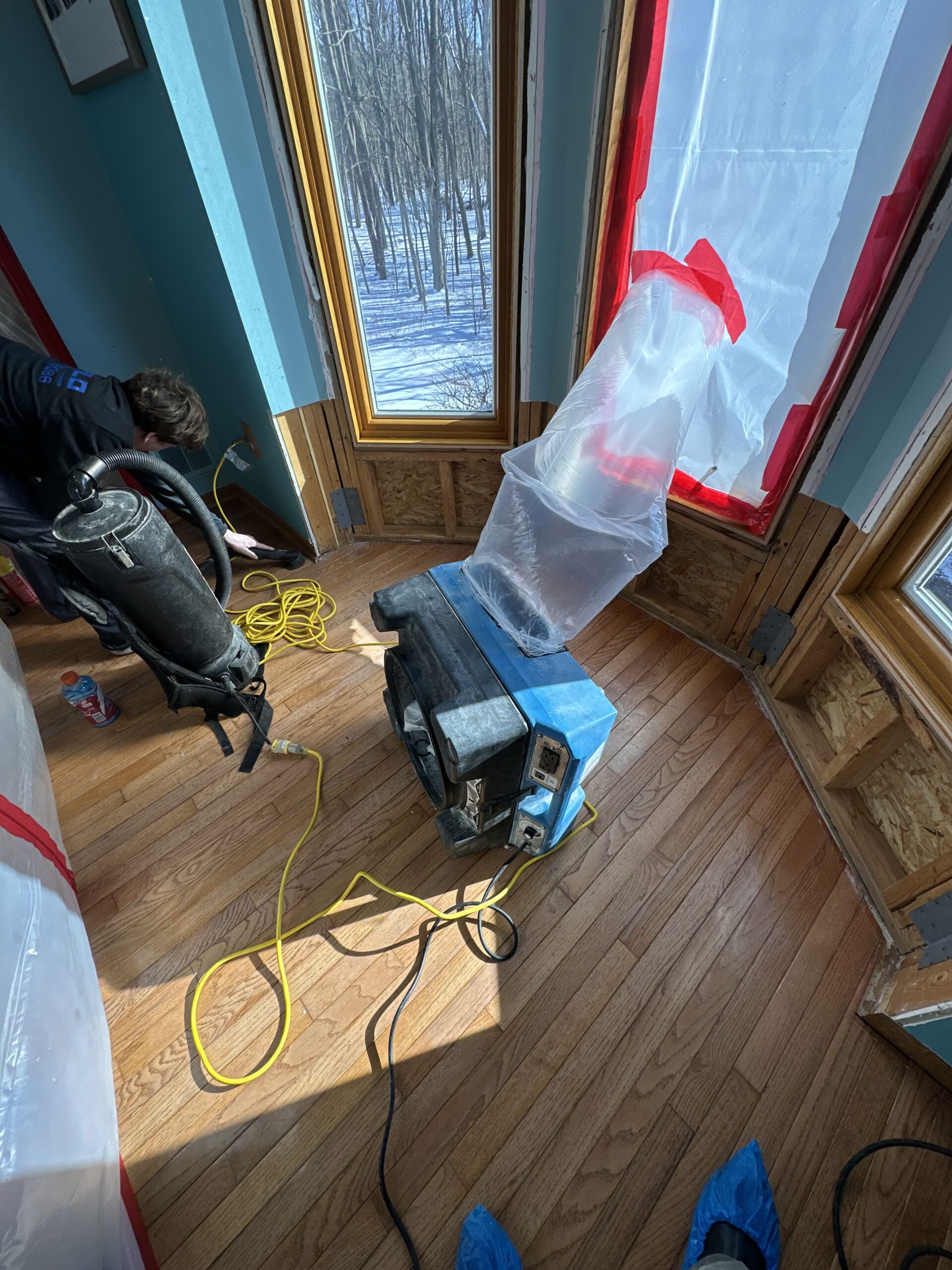 Odor removal service